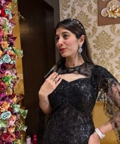 Alternative view of STYLISH BLACK FISH CUT LENGHA