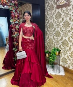 STUNNING FISH CUT LENGHA WITH CAPE-RED