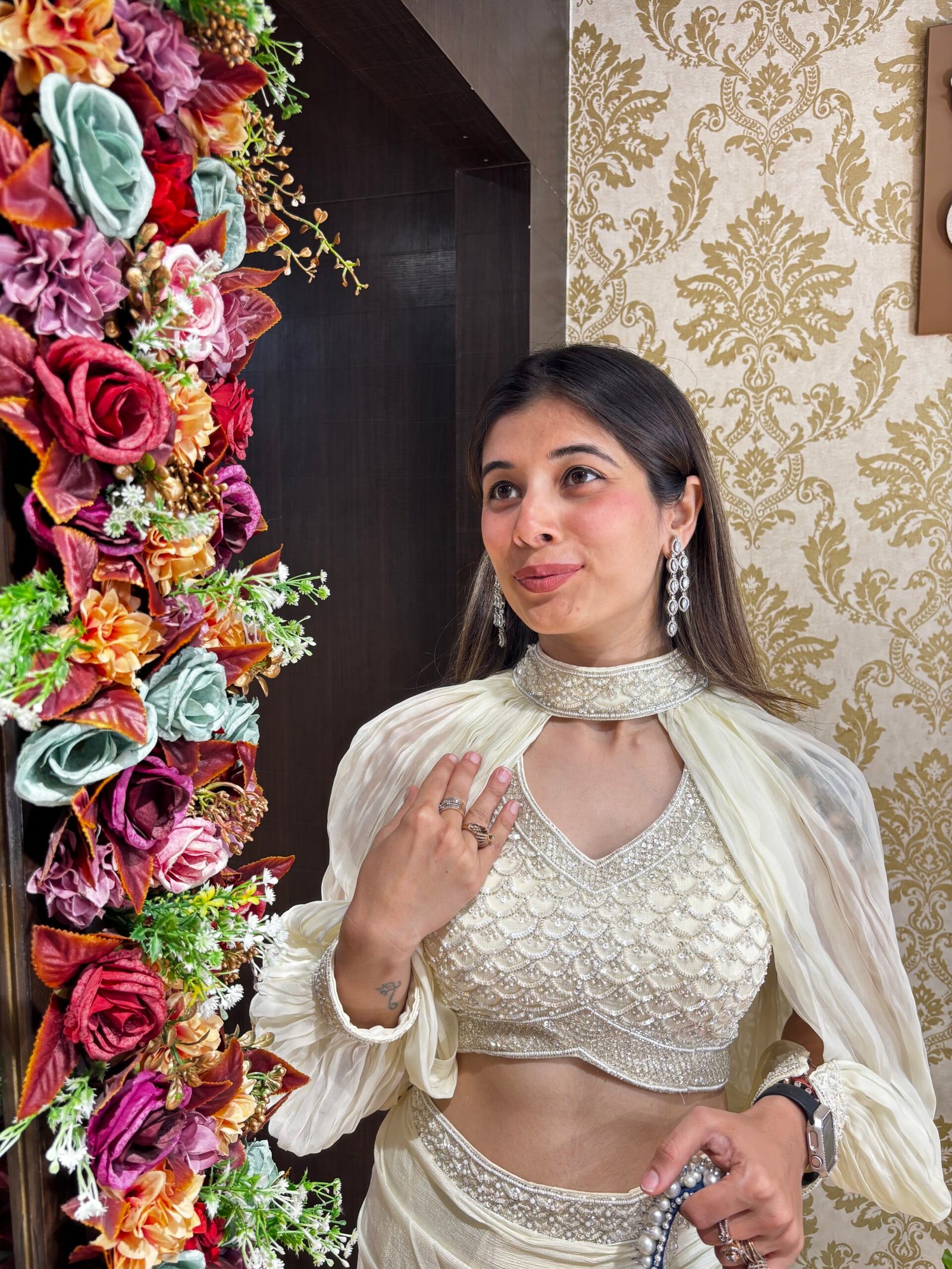 FITTED SKIRT BLOUSE WITH DETACHABLE SLEEVES-WHITE - Image 2