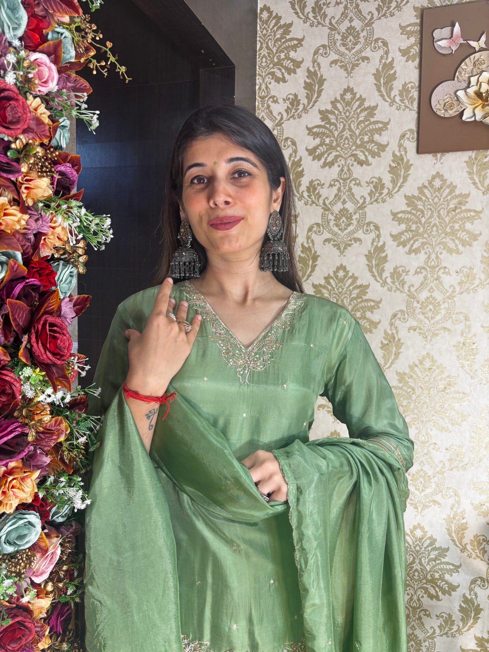 NURA GREEN SHORT TOP WITH FLARED PLAZZO & DUPATTA - Image 2