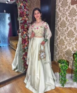 VAHI PISTA PASTEL LENGHA WITH HAND WORK CAPE