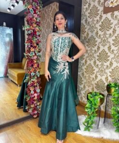 EMERALD GREEN FISH CUT STYLISH CROP TOP