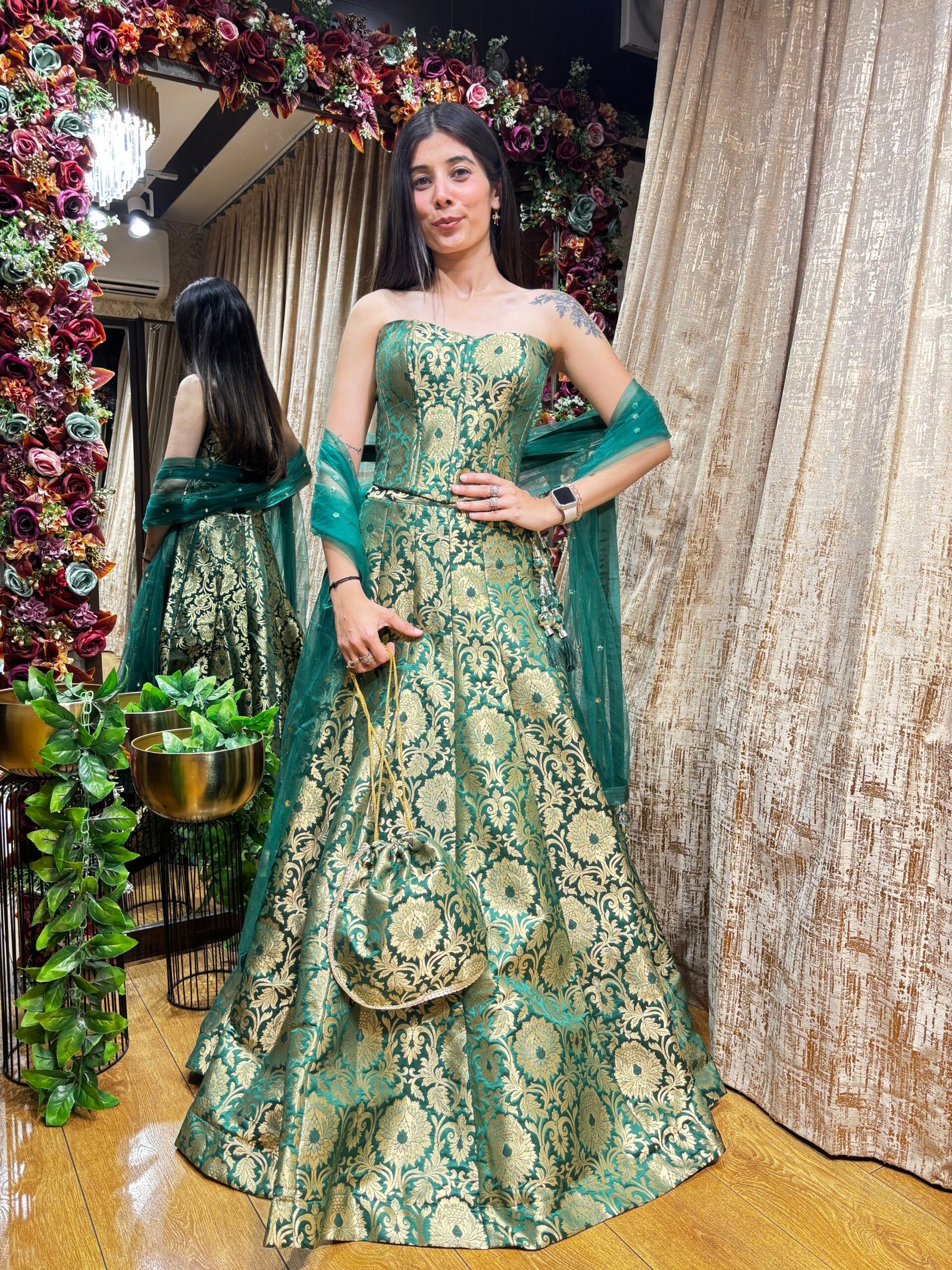 EMERALD GREEN BANARASI MERMAID SKIRT WITH CORSET