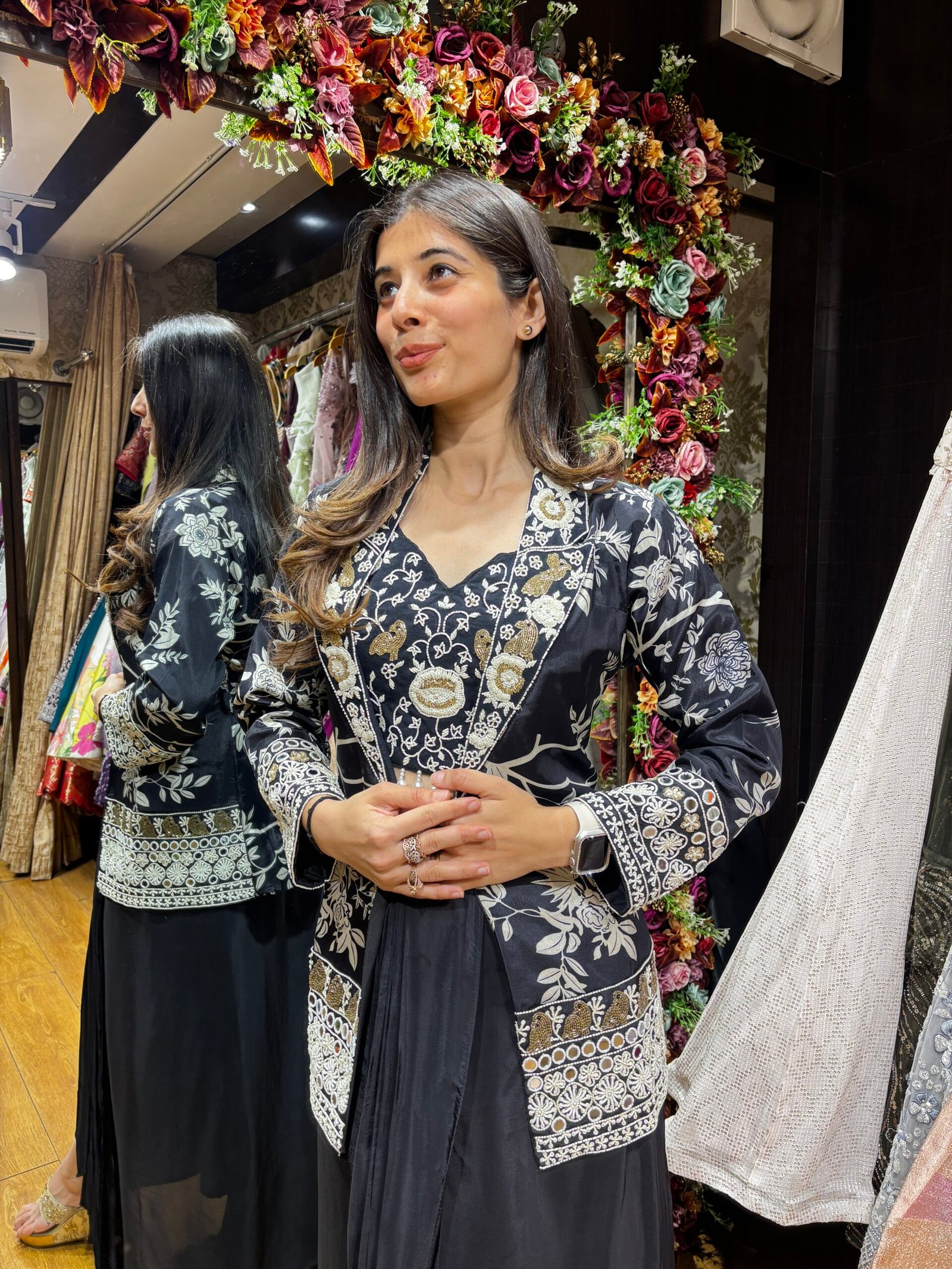 BLACK LUXE PLEATED SKIRT WITH BLAZER - Image 2