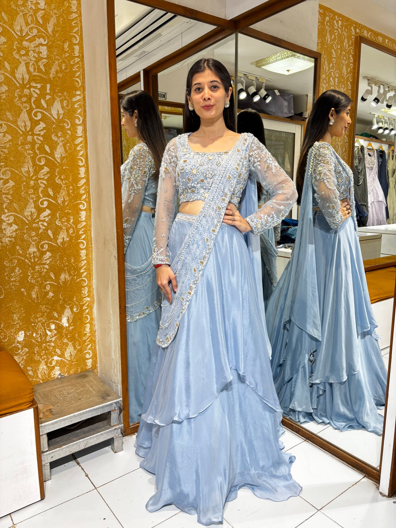 KYRA STUNNING LENGHA DRAPE INDO WESTERN WITH FULL HANDS