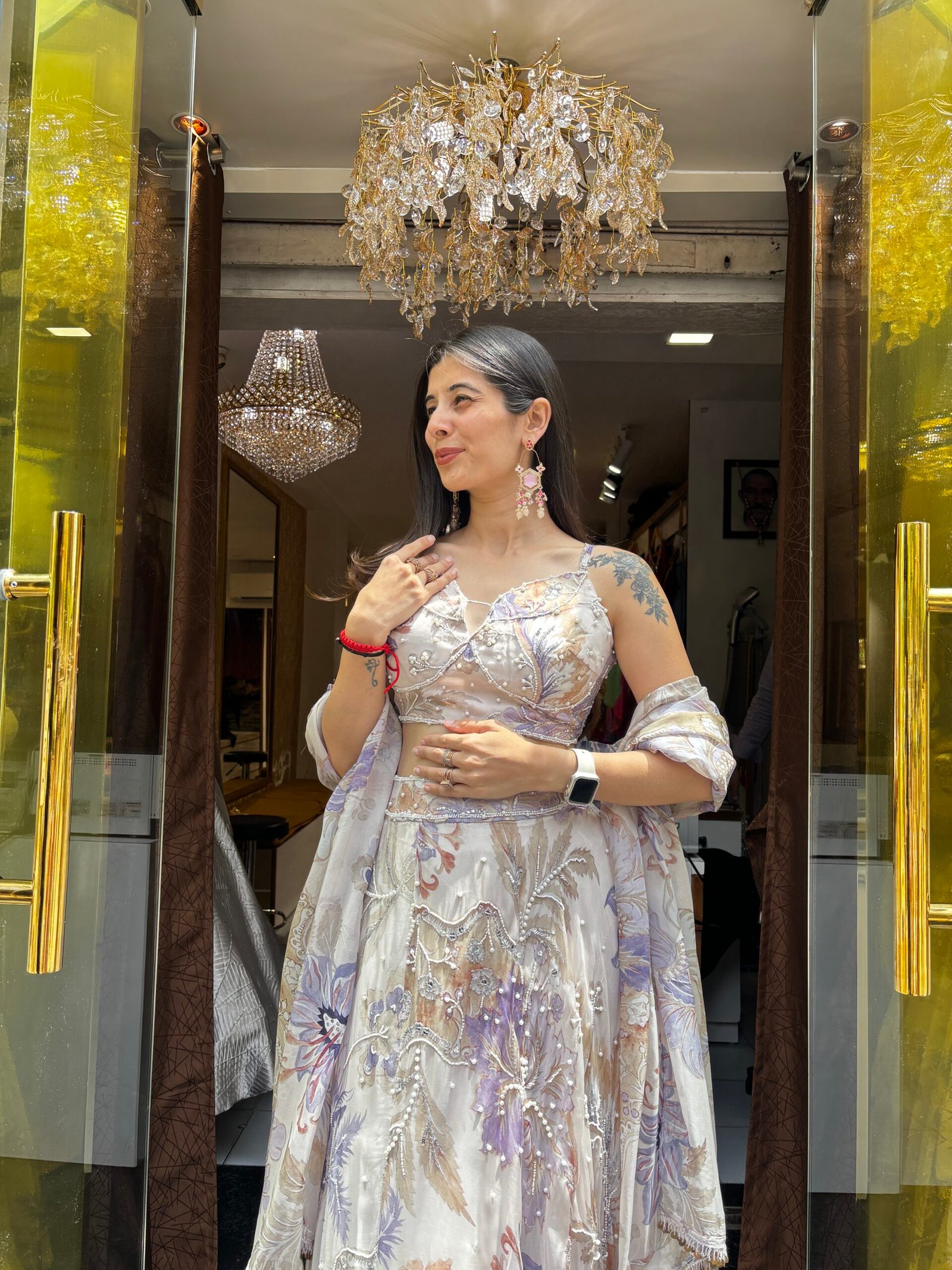 AAFREEN BLUSH LAVENDER FLORAL LENGHA WITH DUPATTA CUM JACKET - Image 2