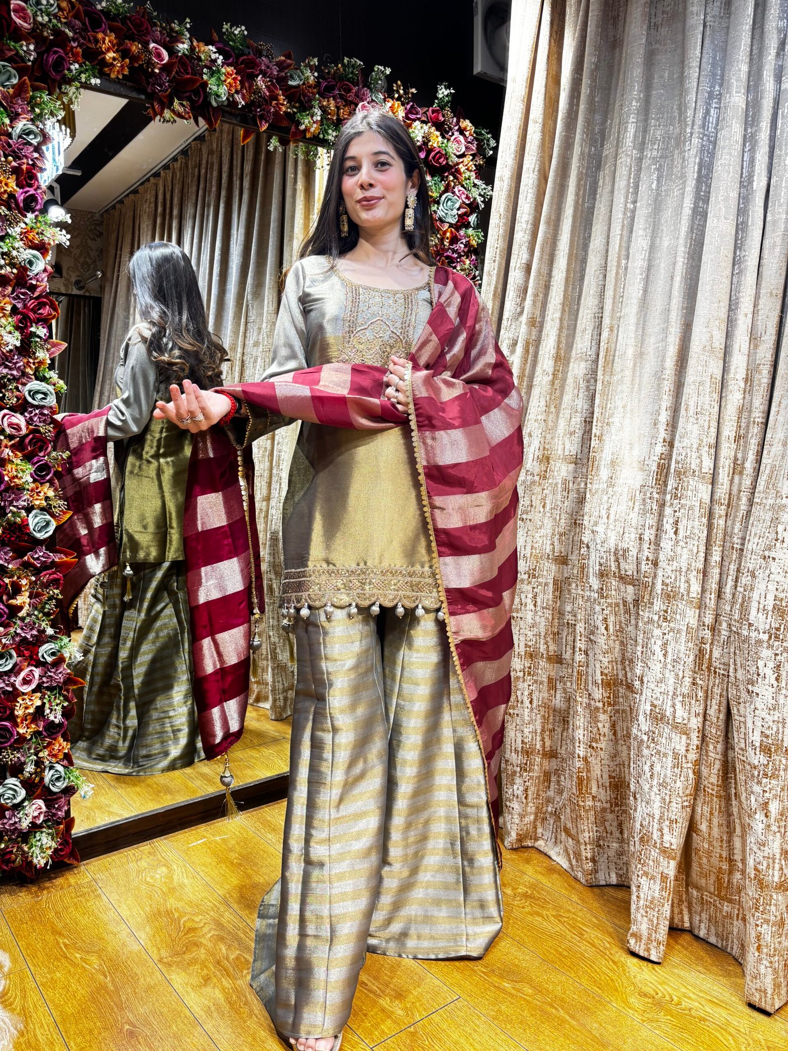 MASTANI TISSUE BELL BOTTOM SET WITH CONTRAST DUPATTA