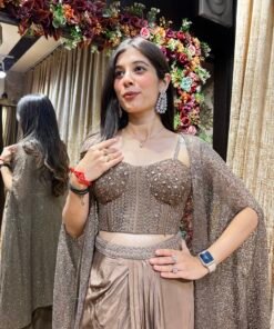 Alternative view of DARK BRONZE GOLD SKIRT WITH STYLISH CAPE SET