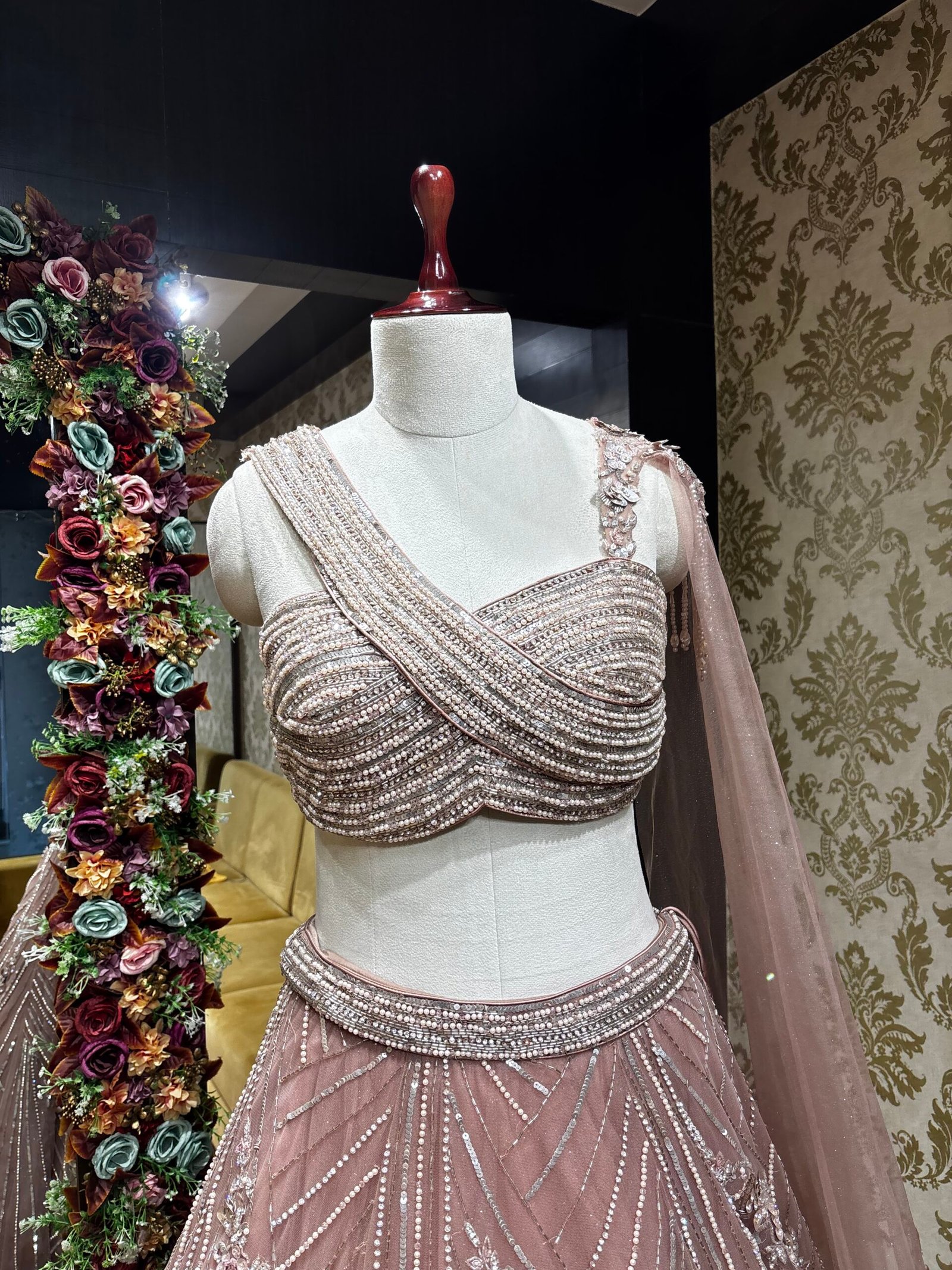 MISHA ROSE GOLD HEAVY LENGHA CHOLI WITH ATTACHED DUPATTA & ONE SIDE BLOUSE - Image 2