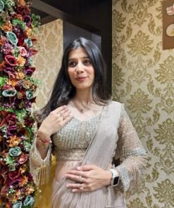 Alternative view of CHANDANI GOLD FULL SLEEVES CELEB STYLE READY TO WEAR SAREE